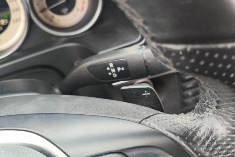 Used Mercedes-Benz E-Class 2015 E 260 L Sport Edition Gear Lever