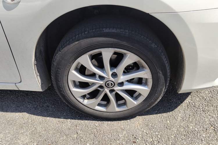 Used Nissan Sylphy 2024 Restyled Version 2 Classic 1.6XE CVT Comfort Edition Right Front Wheel Hub