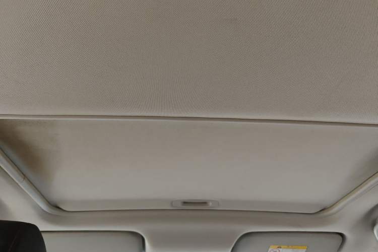 Used Soueast DX3 2016 1.5L Manual Luxury Model
