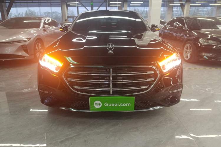 Used Mercedes-Benz E-Class 2024 E 300 L Stylish Model
