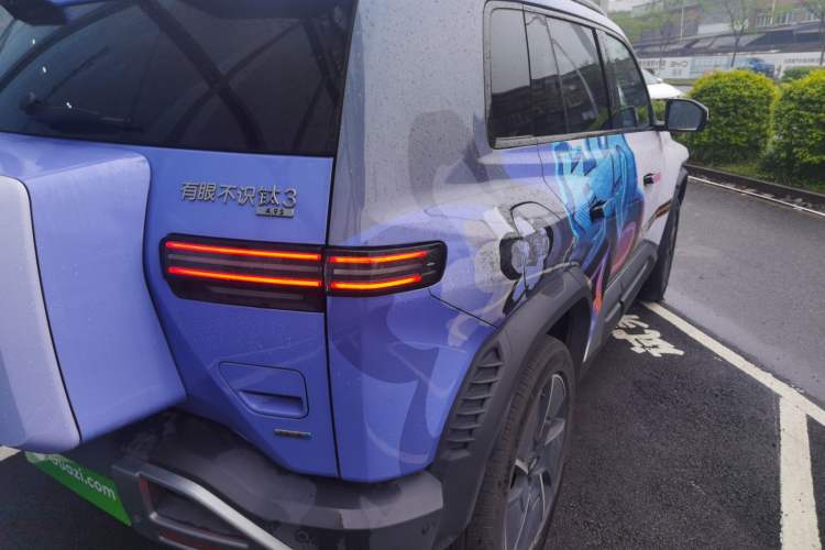 Used Formula Leopard Titanium 3 2025 501KM All-Wheel Drive Intelligent Driving Ultra Version