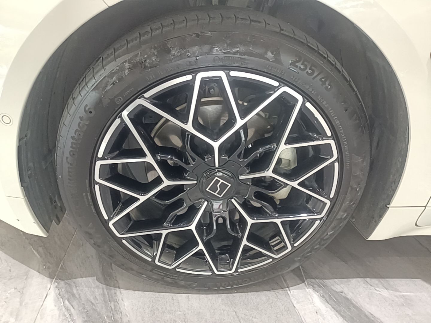 Zeekr 001 2025 WE Edition 95 kWh All-Wheel Drive — снимка 10