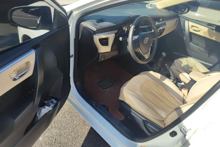 Used Toyota Levin 2014 1.6E Manual New Edition
