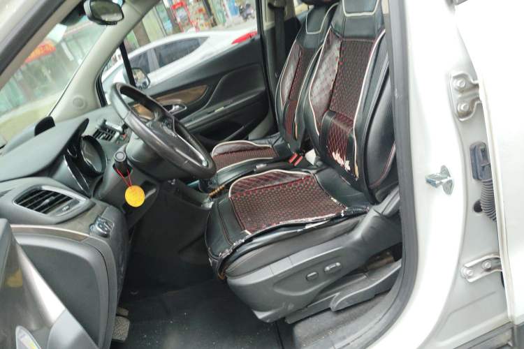 Used Buick Encore 2015 1.4T Automatic Two-Wheel Drive Urban Leading Model Left Front Seat