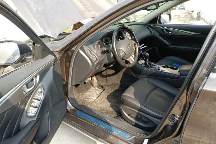 Used Infiniti Q50L 2016 2.0T Ambition Edition Driver Seat