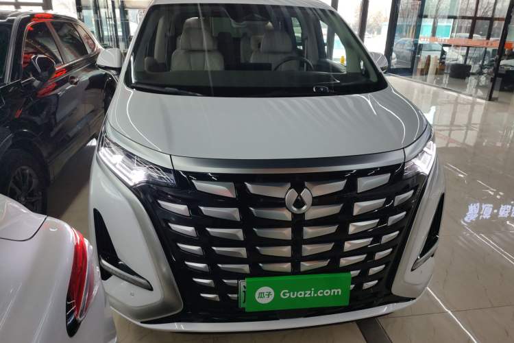 Used Denza D9 2022 DM-i 970 Four-Wheel Drive Prestige Model
