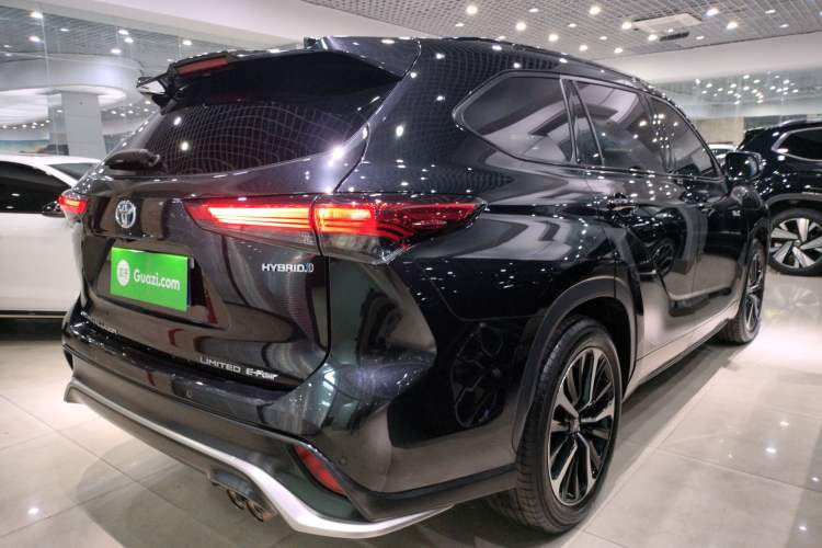 Used Toyota Crown Kluger 2022 2.5L HEV Four-Wheel Drive Flagship Edition Rear Right 45 Deg