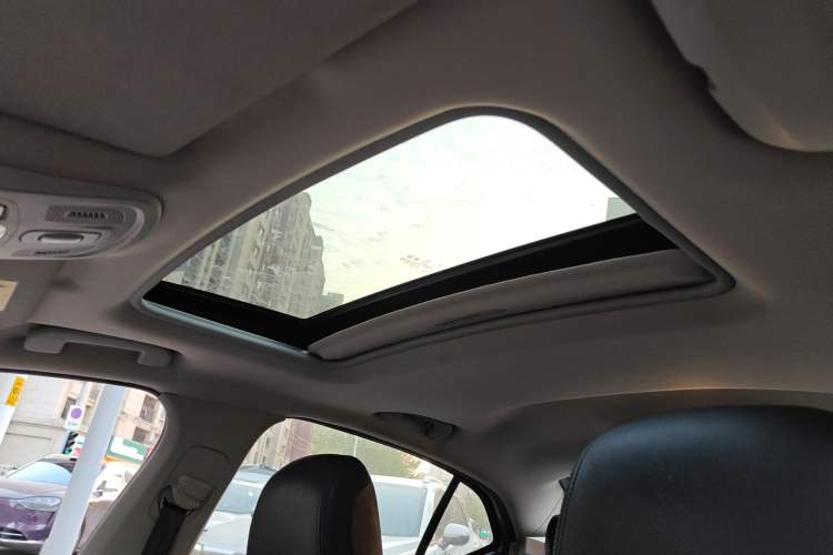 Used Citroen C4L 2014 1.8L Intelligent Drive Manual Version – Dynamic Edition