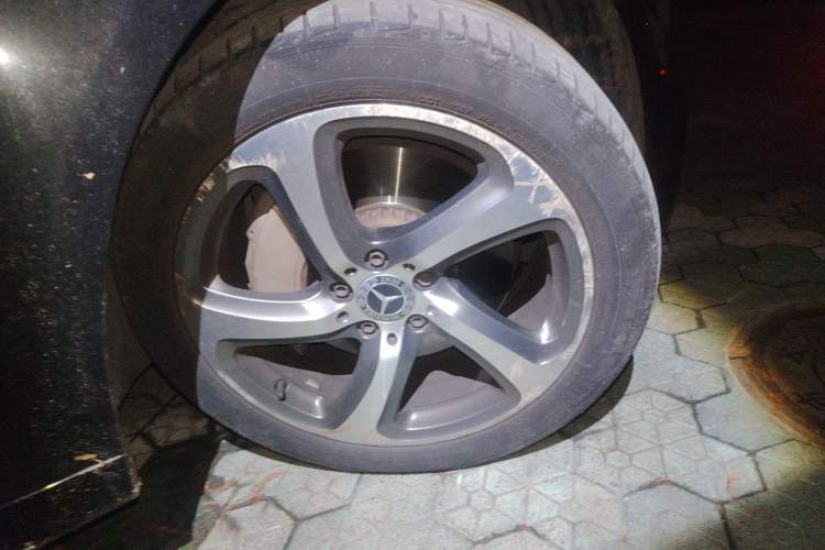 Used Mercedes-Benz E-Class 2017 E 300 L Sporty and Stylish Model