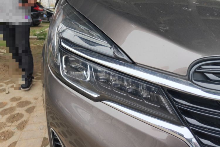 Used Buick GL8 2022 Land Cruiser Executive Class 652T Comfort Model