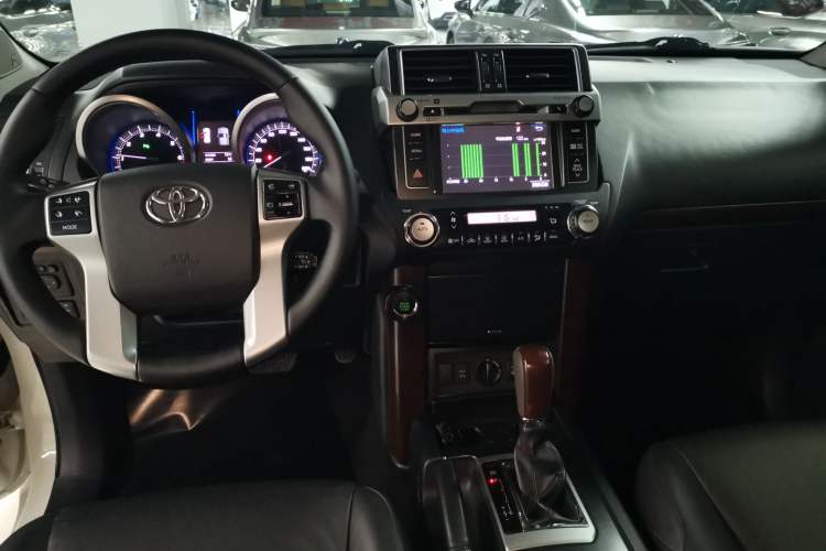 Used Toyota Prado 2016 3.5L Automatic TX-L NAVI