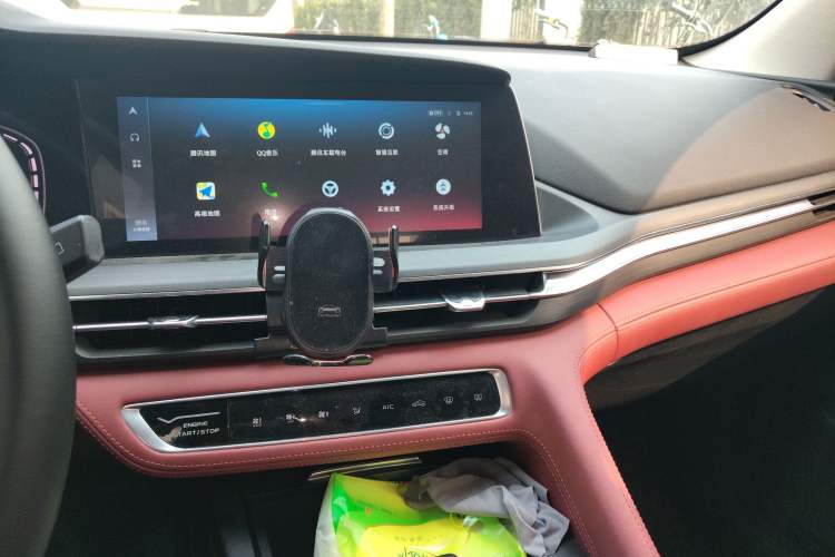 Used CHANGAN CS75 PLUS 2020 2.0T Automatic Pilot Version Audio And AC Panel