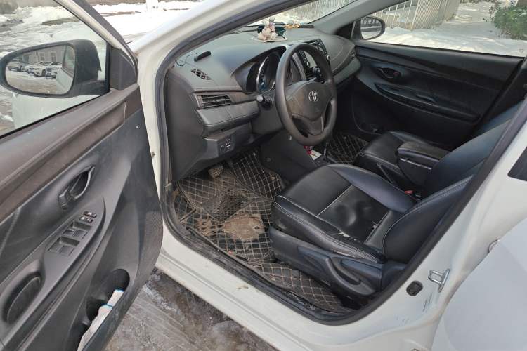 Used Toyota Vios 2014 1.5L Automatic ZhiZhen Edition Driver Seat