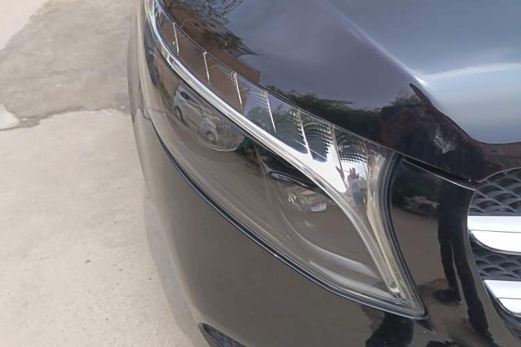 Used Mercedes-Benz V-Class 2022 V 260 Avantgarde Edition