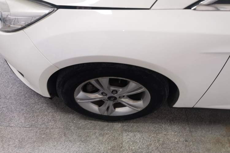 Used Ford Focus 2015 Sedan 1.6L Automatic Comfort Model
