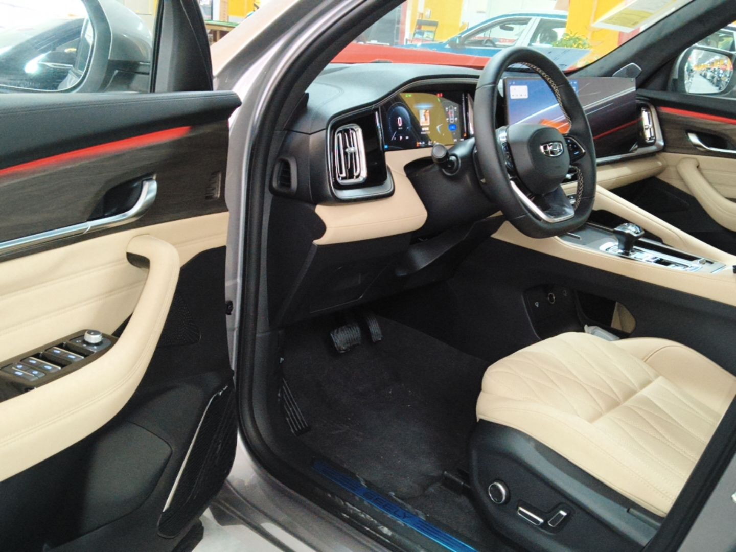 Geely Auto Monjaro L 2026 Model Oriental Yao 2.0TD Automatic Lanxing Edition — снимка 18