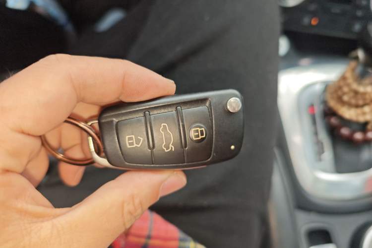 Used Audi Q3 2015 35 TFSI Ambition Edition Vehicle Key