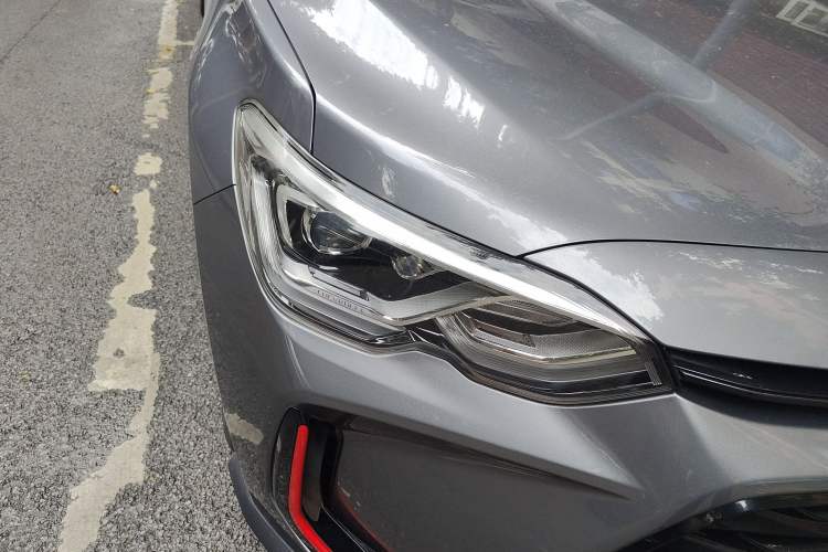 Used Chevrolet Orlando 2018 Redline 530T Automatic Enjoyment Edition (5+2 Model) – China V Standard Right Front Headlight