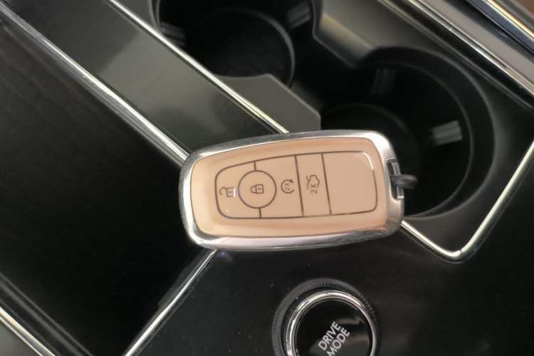 Used Lincoln Aviator 2023 3.0T V6 All-Wheel Drive Zunya Cruise Version 7 Seats
