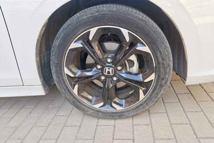 Used Honda Civic 2022 240TURBO CVT Dynamic Edition Right Front Wheel Hub