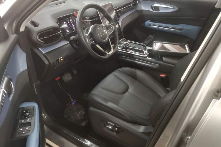 Used Bestune T90 2023 1.5T DCT Automatic Luxury Edition Driver Seat