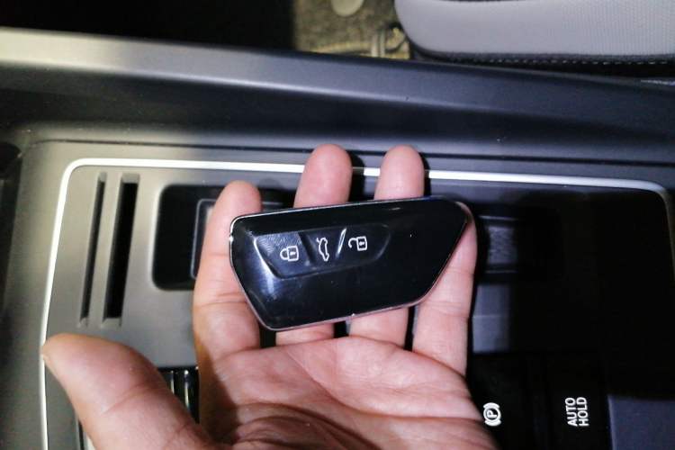 Used Volkswagen Golf 2021 280TSI DSG Pro Vehicle Key