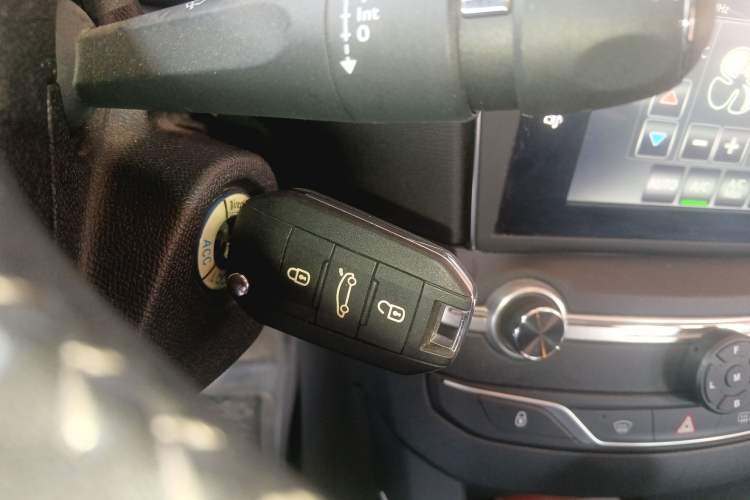 Used Peugeot 408 2016 1.6T Automatic Luxury Edition Vehicle Key