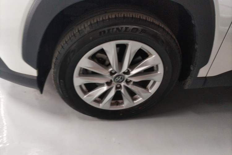 Used Toyota Corolla Cross 2023 2.0L Elite Edition Left Front Wheel Hub