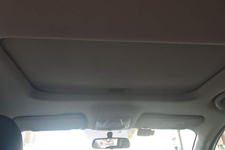 Used GAC Trumpchi GS4 2017 235T Automatic Two-Wheel Drive Luxury Smart Connectivity Version Headliner