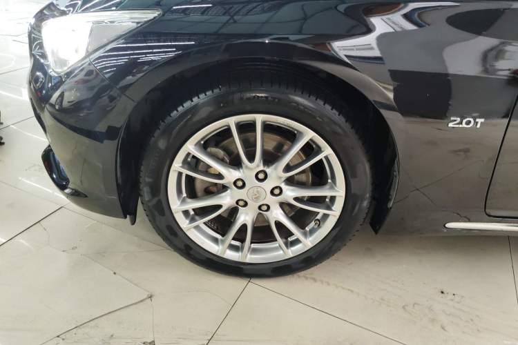 Used Infiniti Q50L 2016 2.0T Ambition Edition Exterior 4