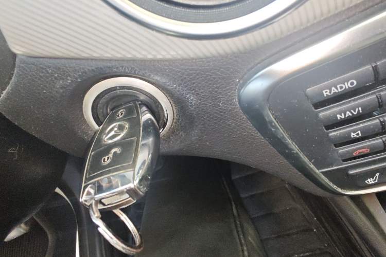 Used Mercedes-Benz GLA 2015 GLA 220 4MATIC Fashion Model
