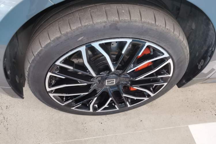 Used Zeekr 001 2025 YOU Edition 100 kWh All-Wheel Drive