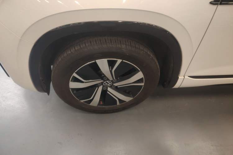 Used Volkswagen Tayron GTE Plug-in Hybrid 2020 1.4T Luxury Model Left Front Wheel Hub