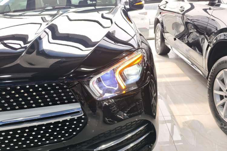 Used Mercedes-Benz GLE 2023 GLE 350 4MATIC Stylish Model
