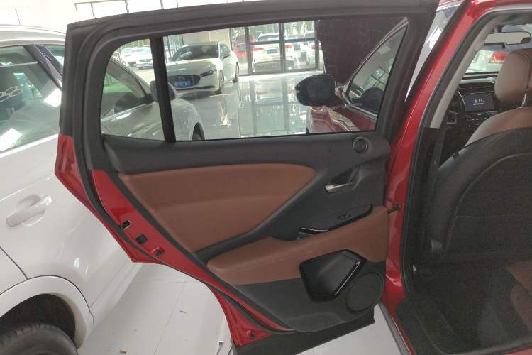 Used Acura CDX 2021 1.5T Two-Wheel Drive Deluxe Edition
