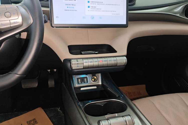 Used BYD Dolphin 2023 420 km Free Version
