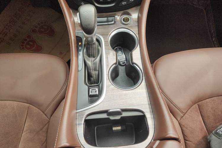 Used Buick Envision 2017 20T Two-Wheel Drive Elite Version Gear Lever