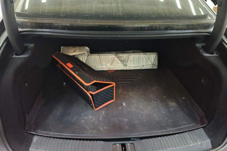 Used Hongqi H9 2020 2.0T Smart Connect Flagship Edition
