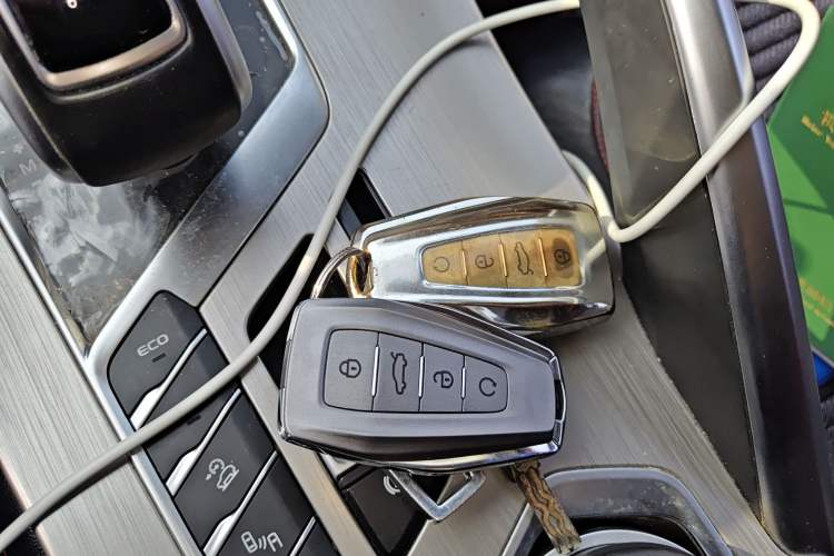 Used Geely Auto Coolray 2019 260T DCT Knight China V Standard