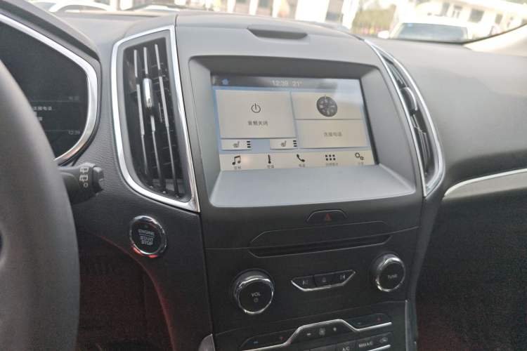 Used Ford Edge 2018 EcoBoost 245 Two-Wheel-Drive Titanium 7-Seater China V Standard Audio And AC Panel