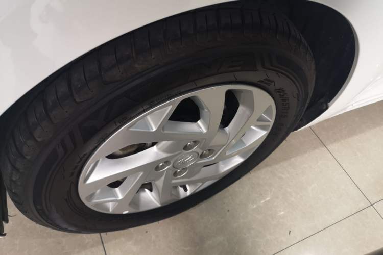 Used Hyundai Verna (new generation) 2020 1.4L CVT TOP Elite Edition Left Front Wheel Hub