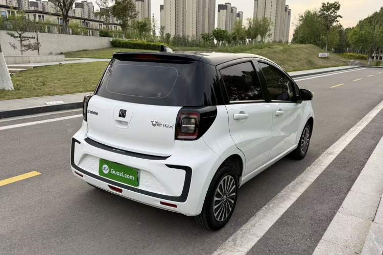 Used SOL E10X 2021 150 km Ambitious Trim Rear Right 45 Deg