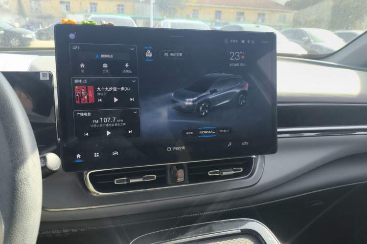 Used AION V 2021 Plus 70 Smart Edition Lithium Iron Phosphate Audio And AC Panel