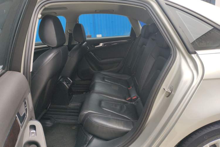 Used Audi A4L 2015 35 TFSI Automatic Comfort Model
