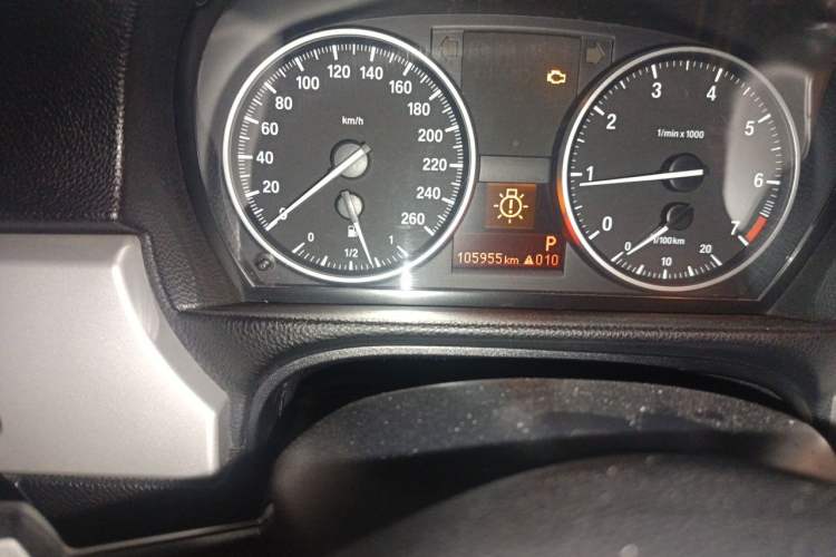 Used BMW 3 Series 2010 320i Luxury Model
