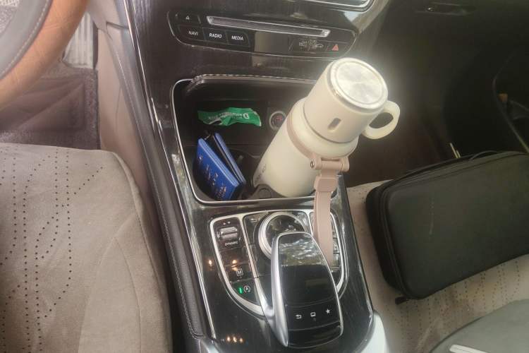 Used Mercedes-Benz GLC 2017 GLC 300 4MATIC Sport Edition Gear Lever