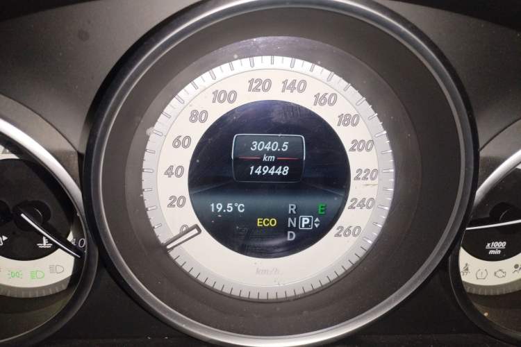 Used Mercedes-Benz E-Class 2015 Restyled E 260 L Sport Edition Odometer Close Up