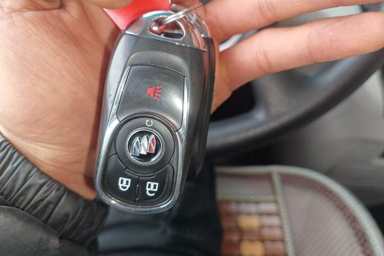 Used Buick GL8 2021 Land Cruiser Executive Class 652T Comfort Model