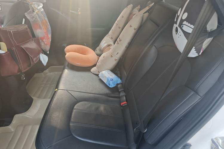 Used Hyundai ix35 2013 2.0L Automatic Two-Wheel Drive Smart GLS China IV Standard