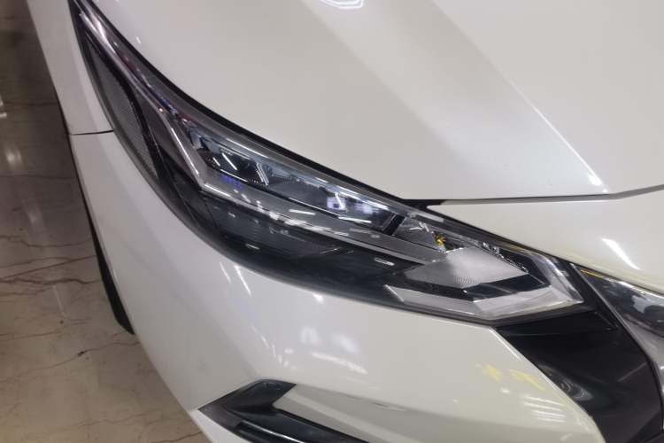 Used Nissan Sylphy 2020 1.6L XL CVT Enjoyment Edition Right Front Headlight
